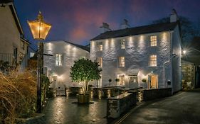 The White House - Off-Site Health Club & Spa 2 Minute Walk Away